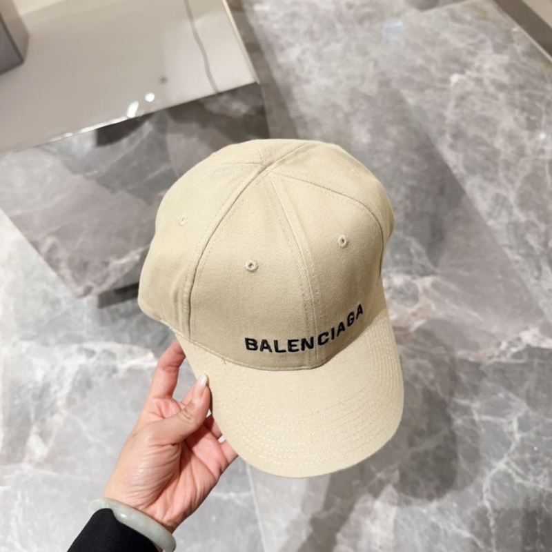 BALENCIAGA